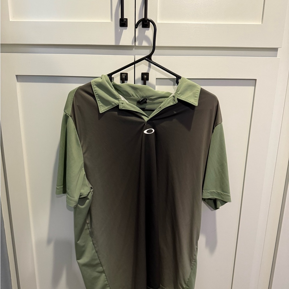 Oakley Men's Two-Tone Polo Shirt